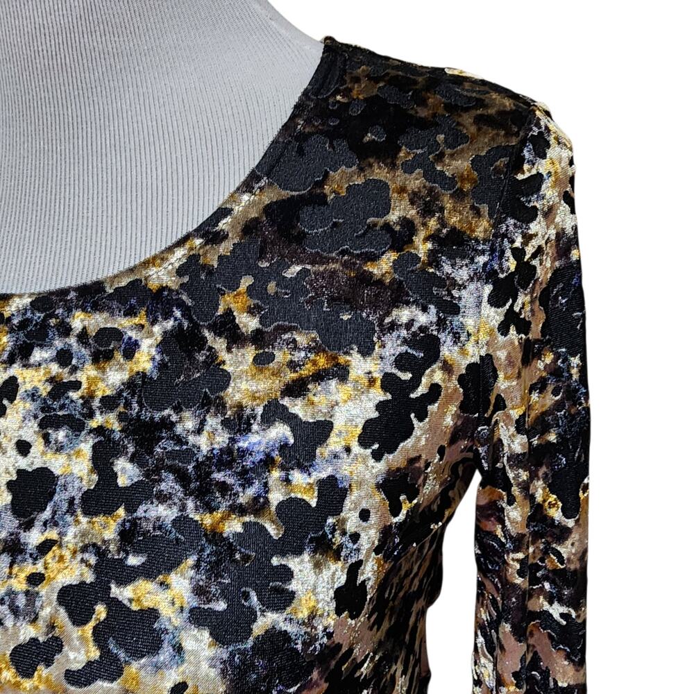 Velvet Top - Picture 2 of 8
